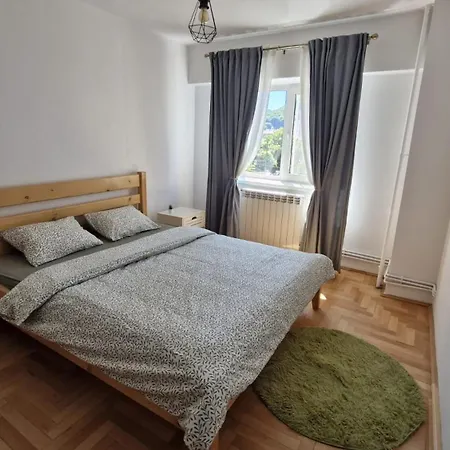 Apartment Onix With Free Parking Brasov
