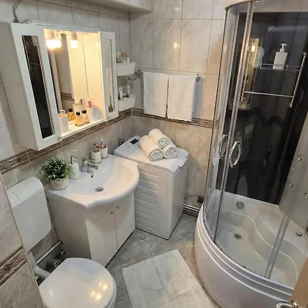 Onix With Free Parking